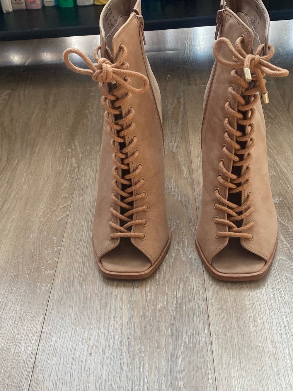 Women’s Lace-Up Peep-Toe Ankle Boot in Tan Size 8